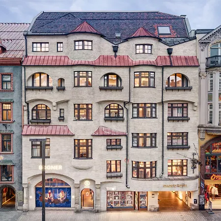 Stage 12 By Penz Hotel