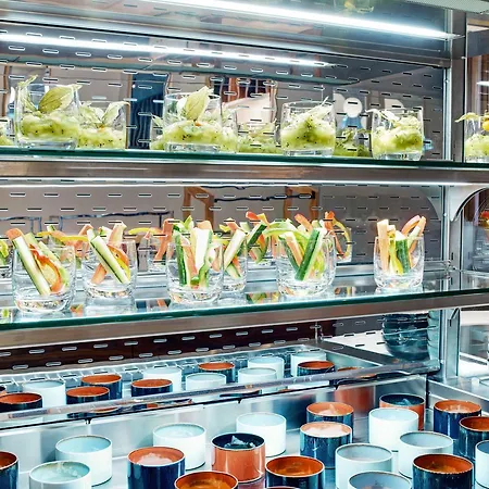 Otel Stage 12 By Penz 4*