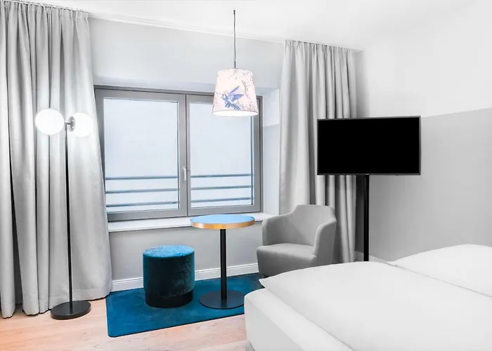 Отель Stage 12 By Penz 4*