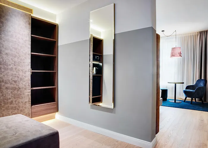 Готель Stage 12 By Penz