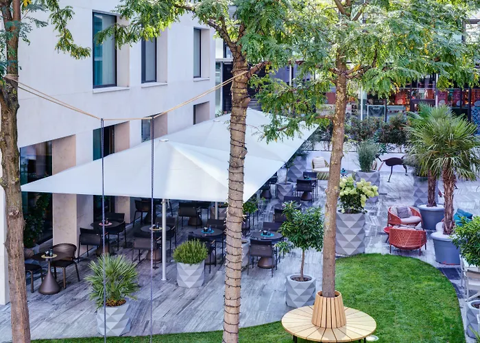 Готель Stage 12 By Penz